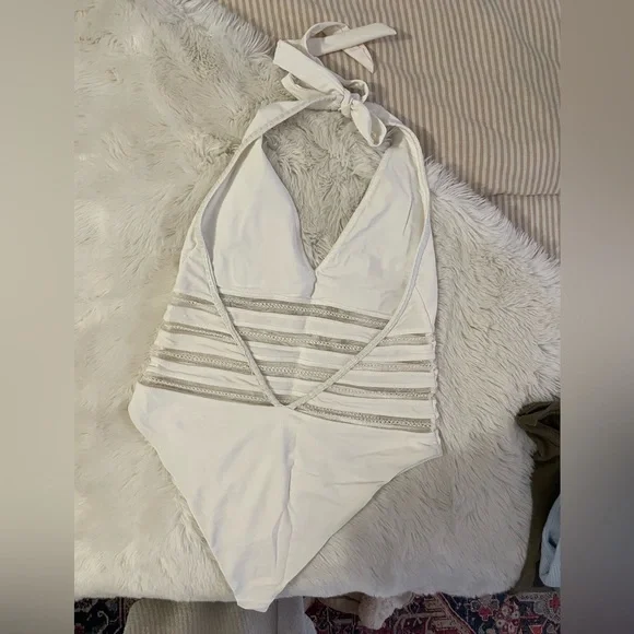 Tularosa white one piece swimsuit. Size medium. - Picture 3 of 3